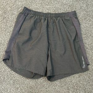 Men’s Nike Challenger Running Shorts size M